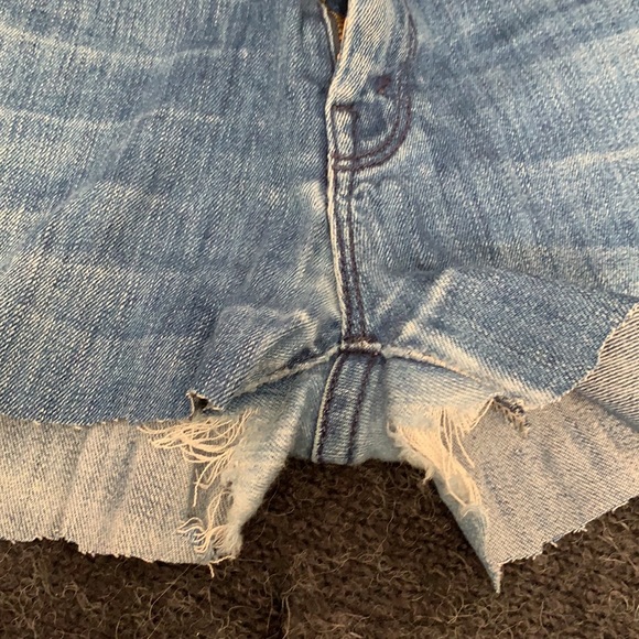 Mother cutoff jeans shorts size 29 - Picture 5 of 7